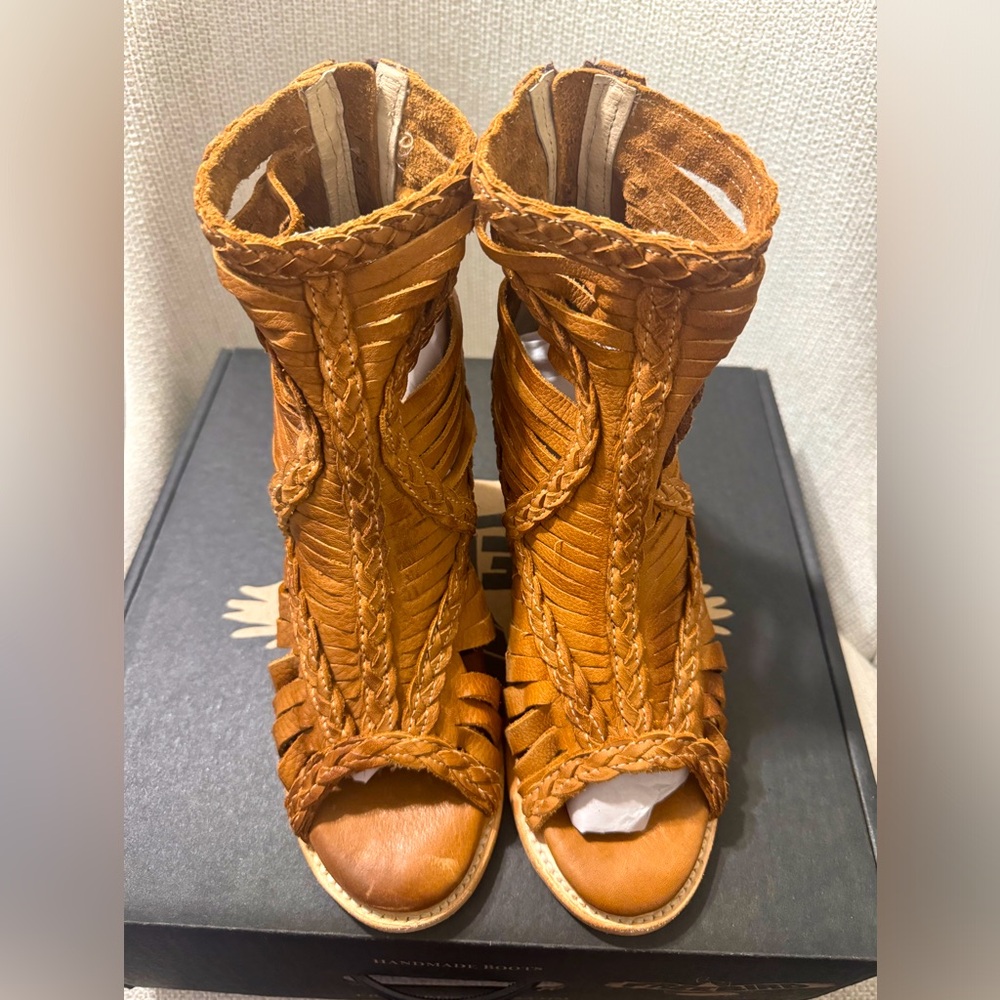 BRANDNEW FREEBIRD WEDGE